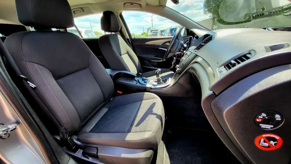 OPEL Insignia -