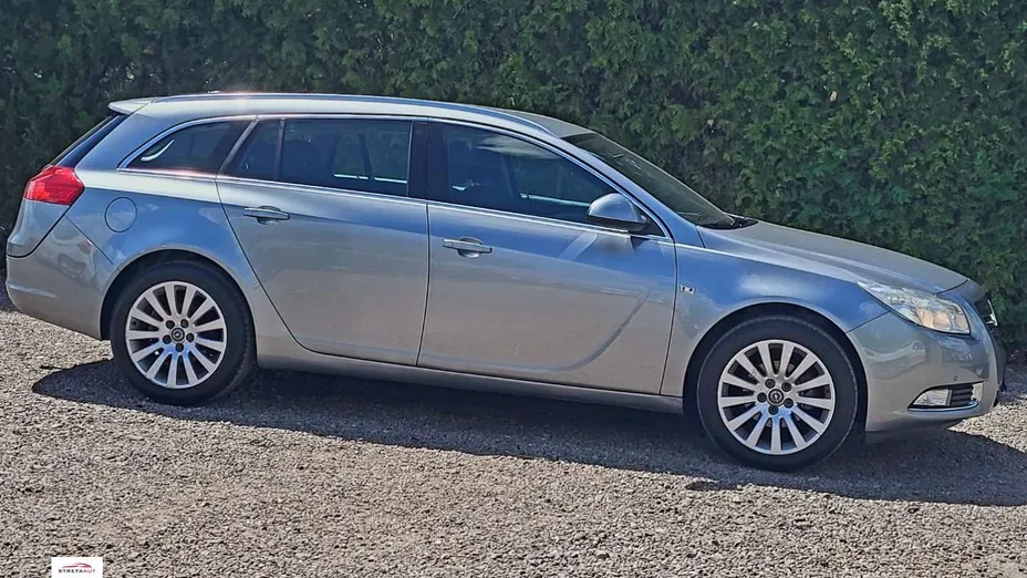 OPEL Insignia -
