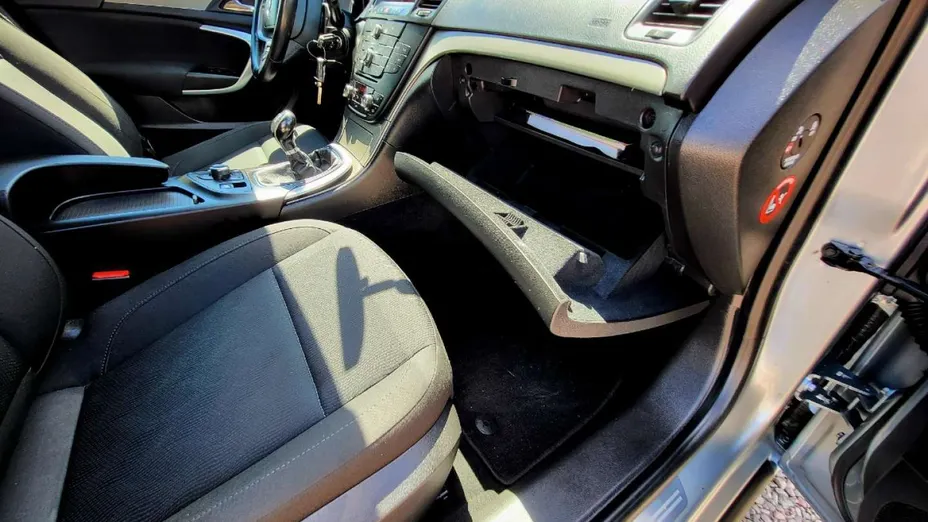 OPEL Insignia -