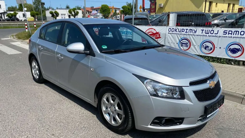 CHEVROLET Cruze -
