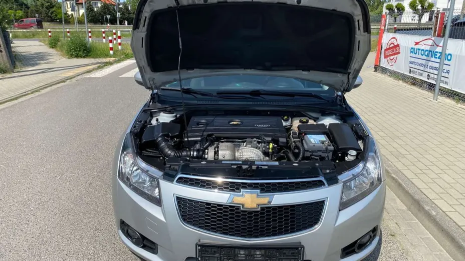 CHEVROLET Cruze -