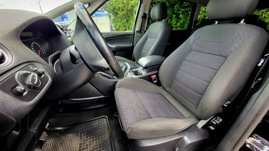 FORD S-MAX -