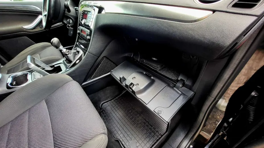 FORD S-MAX -