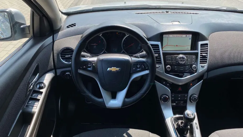 CHEVROLET Cruze -