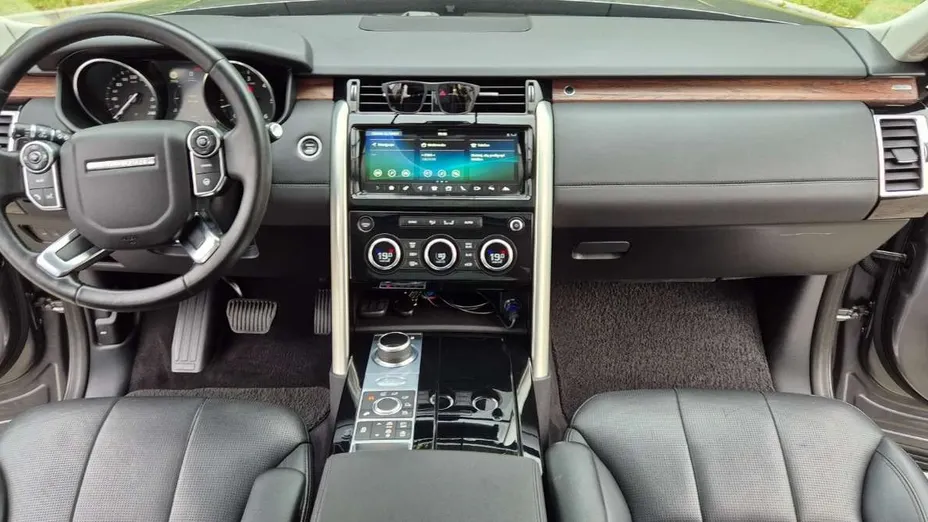 LAND ROVER Discovery -
