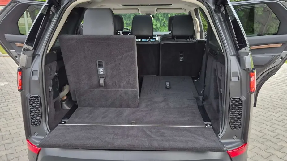 LAND ROVER Discovery -