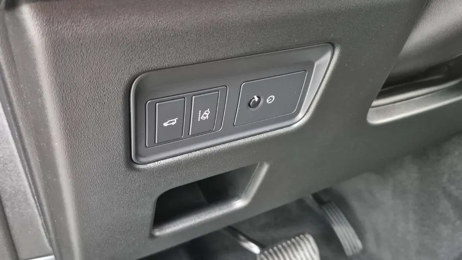 LAND ROVER Discovery -