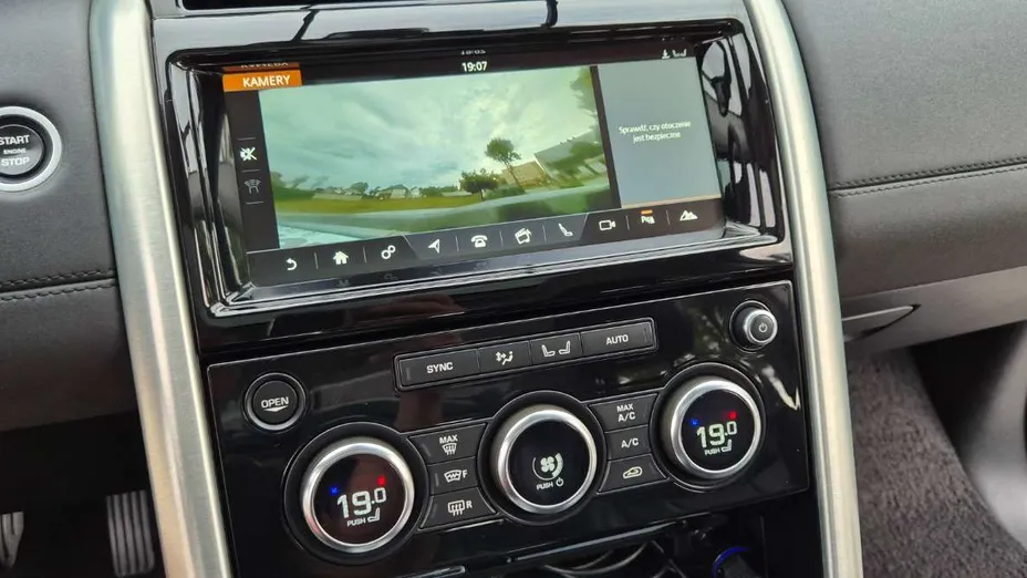LAND ROVER Discovery -