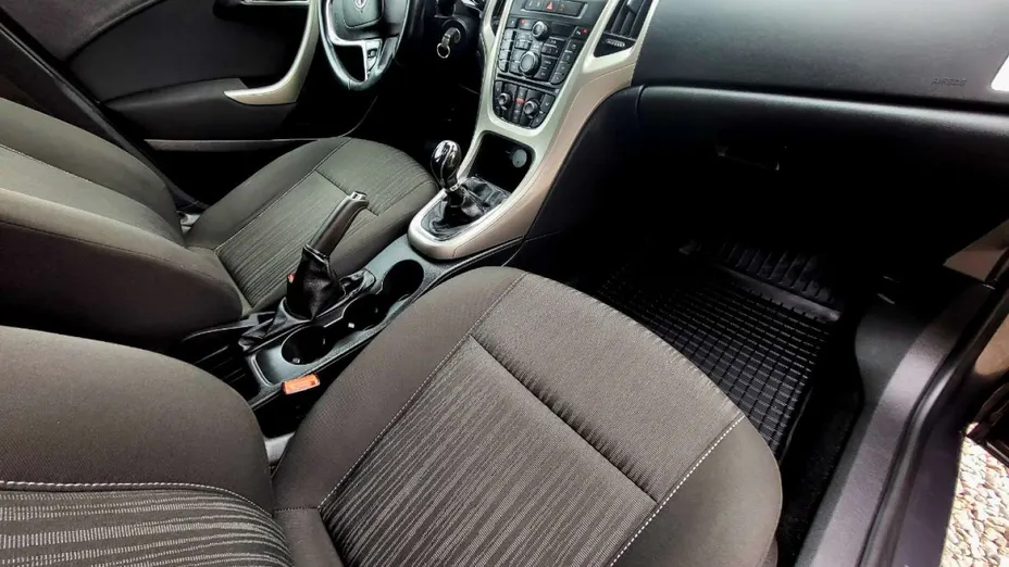 OPEL Astra -