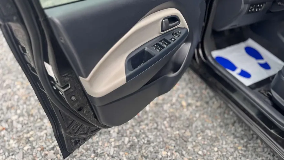KIA Rio -
