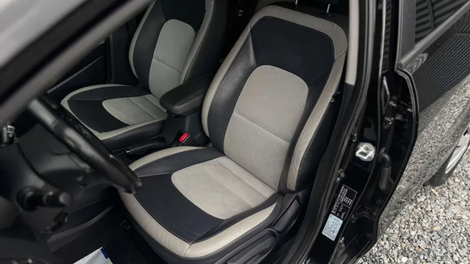 KIA Rio -