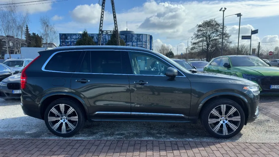 VOLVO XC90 -