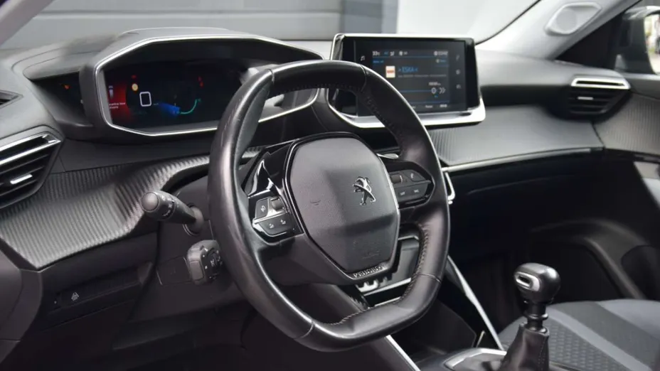 PEUGEOT 2008 -