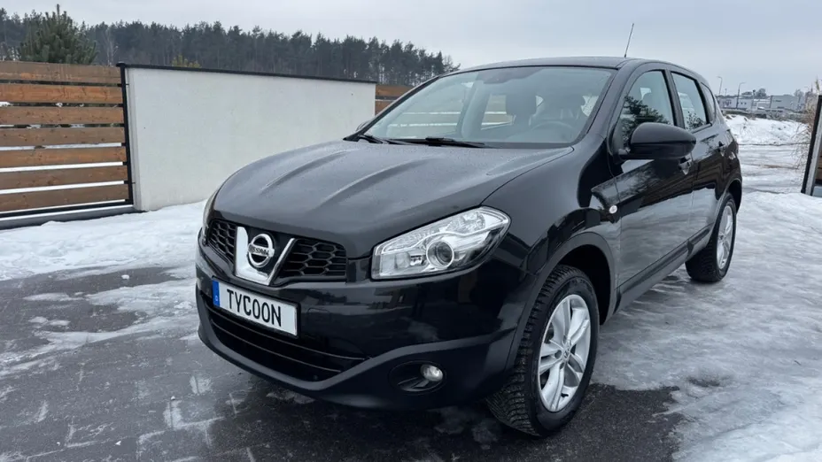 NISSAN Qashqai -