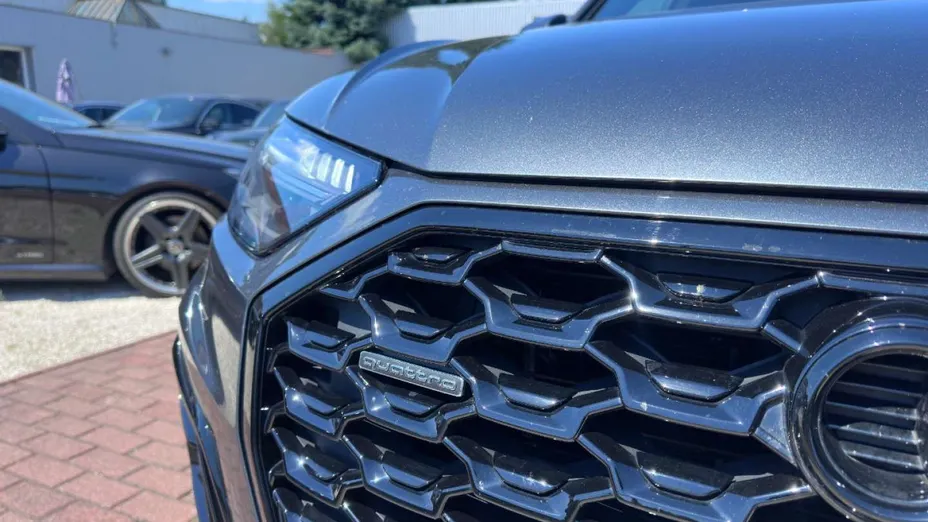 AUDI Q5 Sportback -