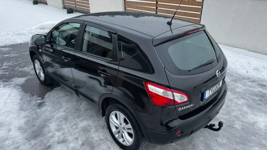 NISSAN Qashqai -