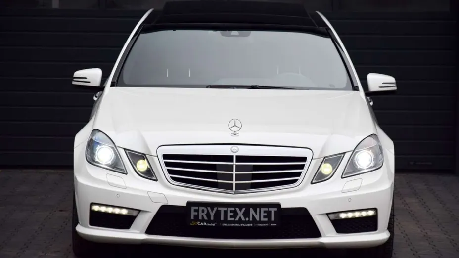 MERCEDES-BENZ E Klasa -
