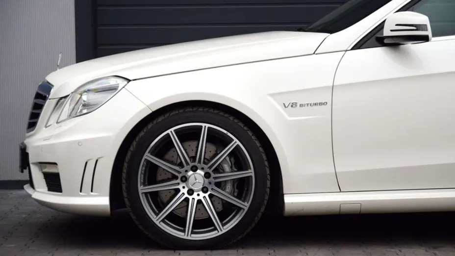 MERCEDES-BENZ E Klasa -