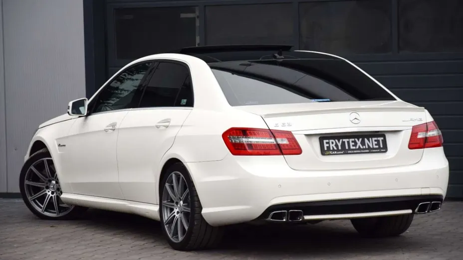 MERCEDES-BENZ E Klasa -