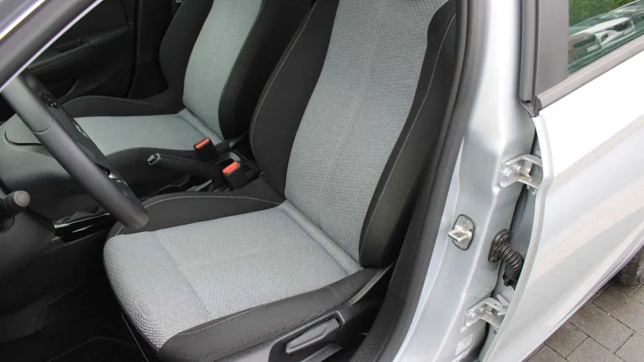 OPEL Corsa -