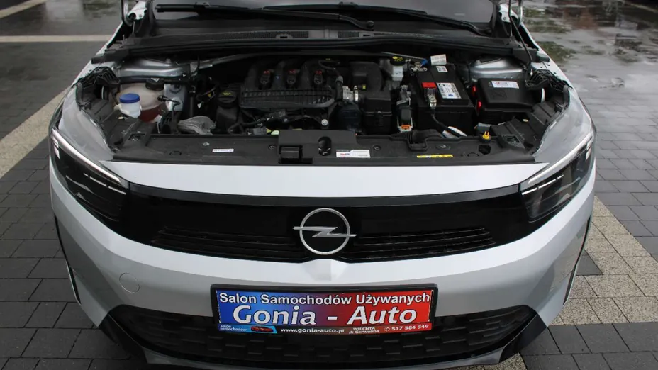 OPEL Corsa -