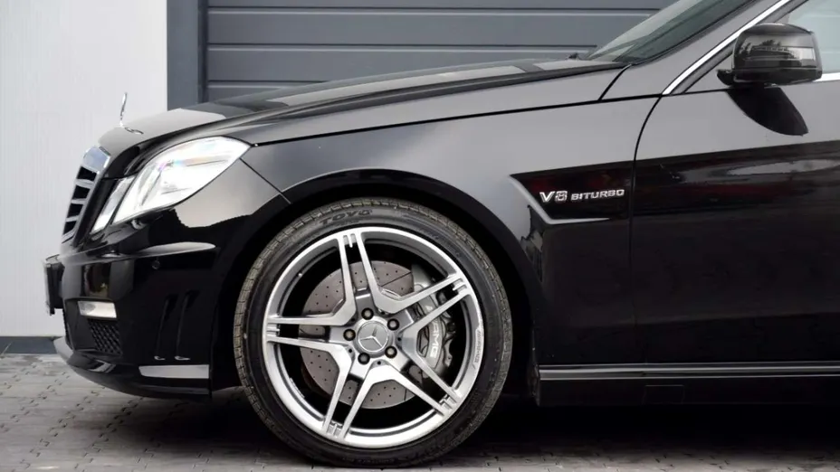MERCEDES-BENZ E Klasa -