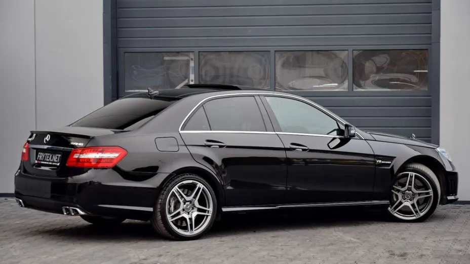 MERCEDES-BENZ E Klasa -