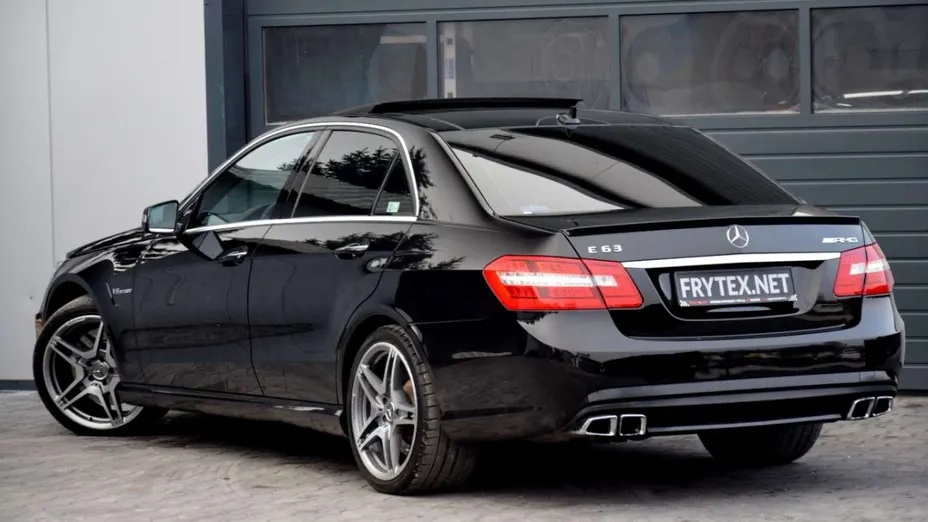 MERCEDES-BENZ E Klasa -