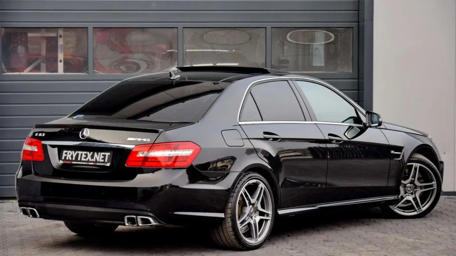 MERCEDES-BENZ E Klasa -