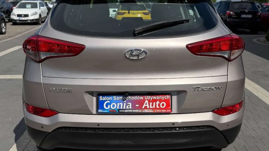 HYUNDAI Tucson -