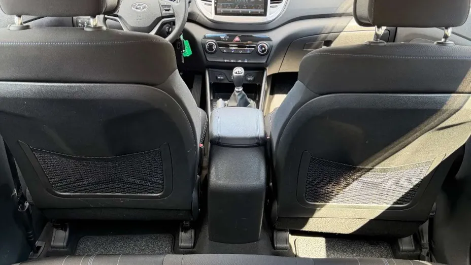 HYUNDAI Tucson -