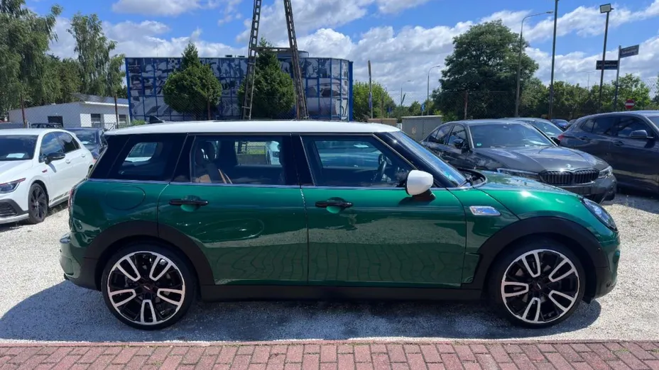 MINI [BMW] Clubman -