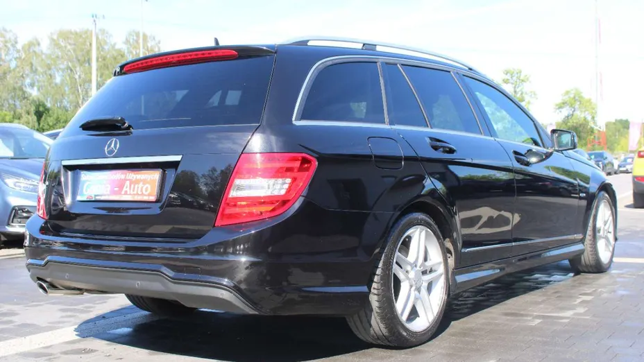 MERCEDES-BENZ C Klasa -