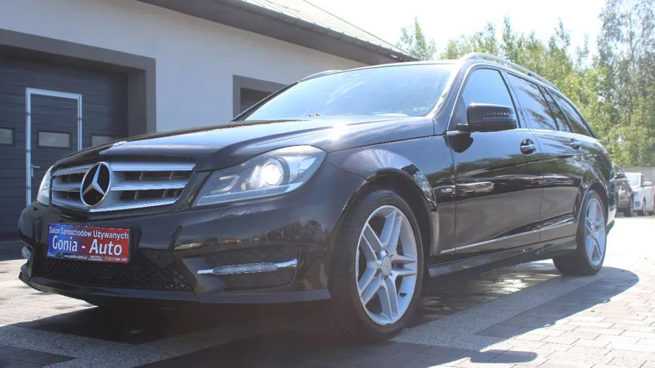 MERCEDES-BENZ C Klasa -