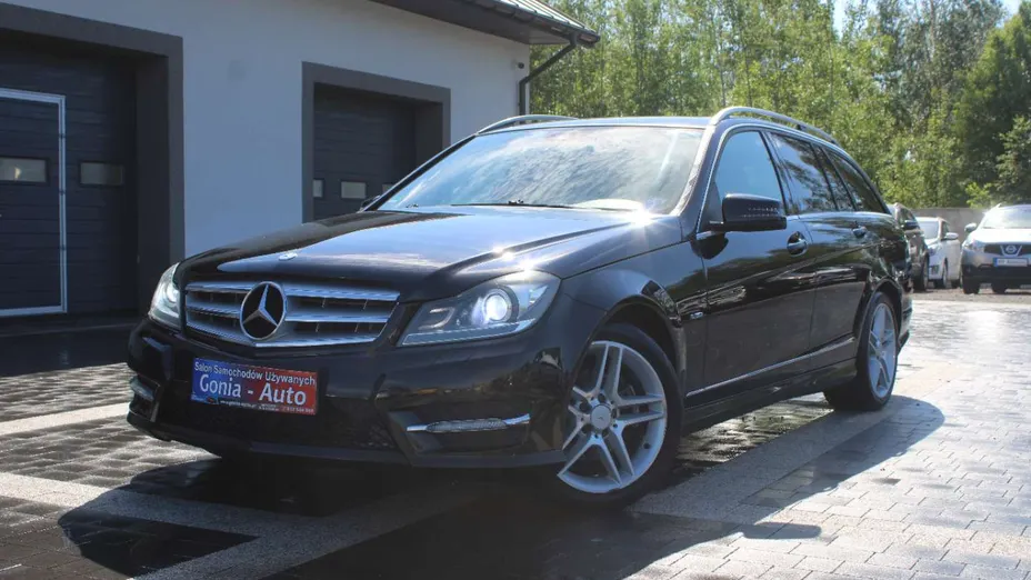 MERCEDES-BENZ C Klasa -