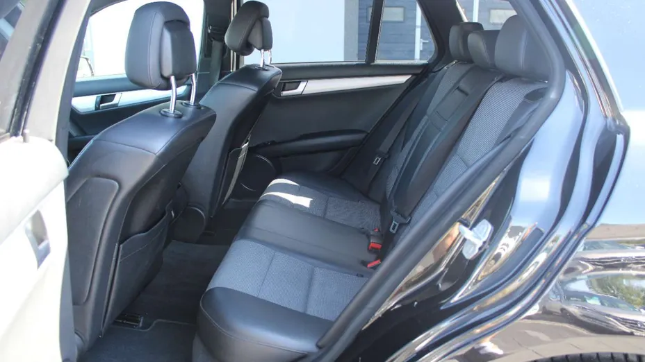 MERCEDES-BENZ C Klasa -
