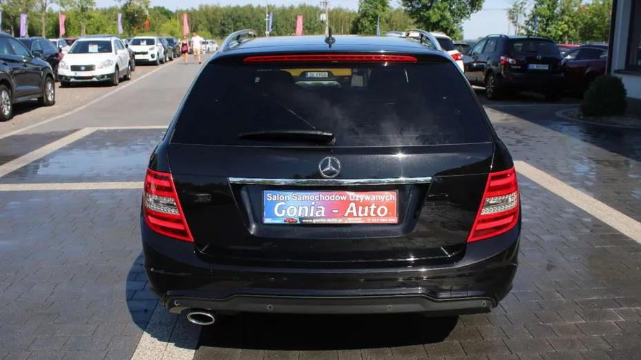 MERCEDES-BENZ C Klasa -