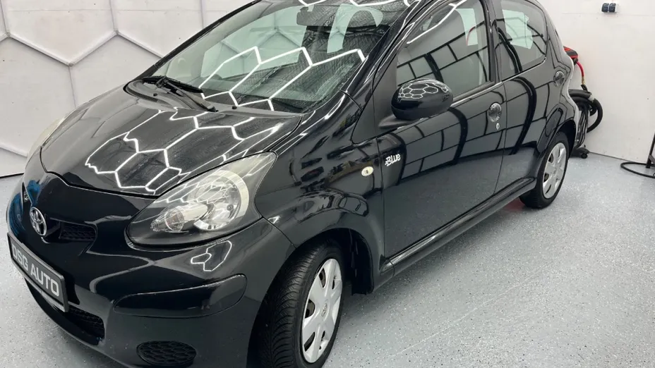 TOYOTA Aygo -