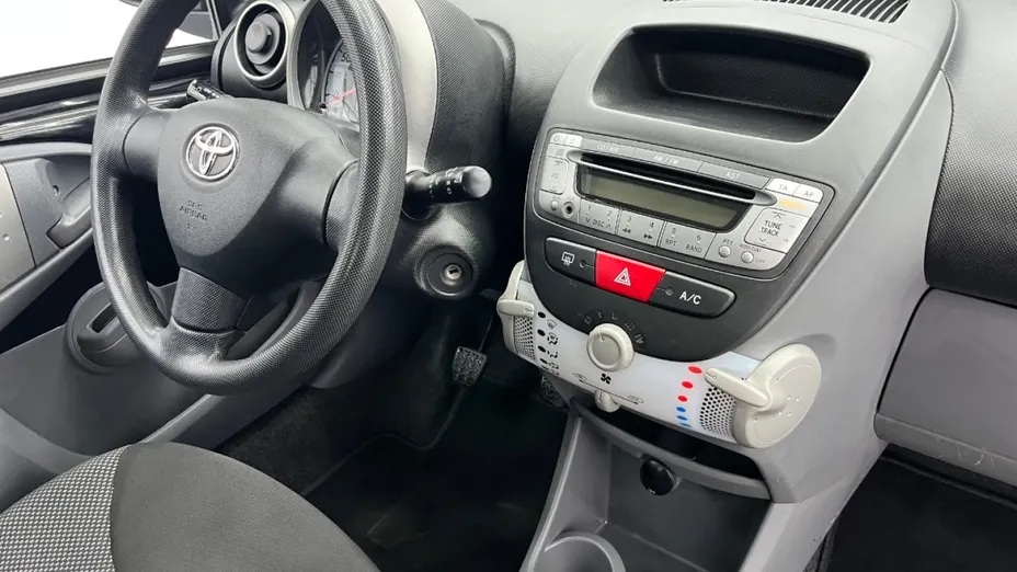 TOYOTA Aygo -
