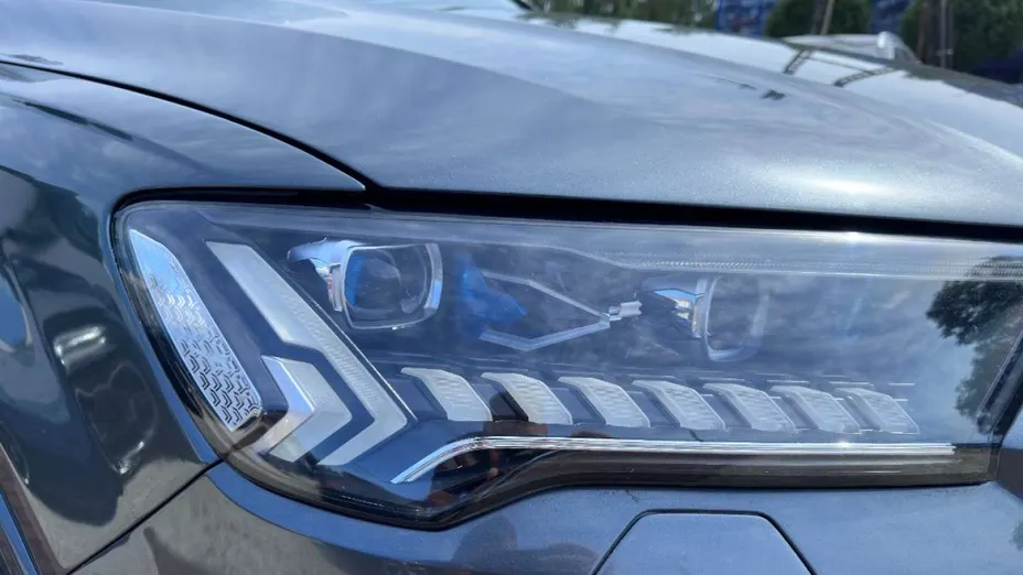 AUDI Q7 -