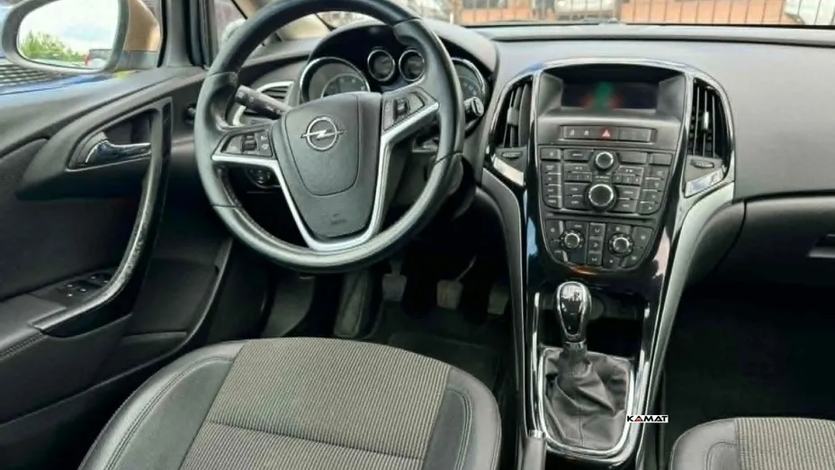 OPEL Astra -