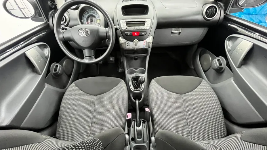 TOYOTA Aygo -