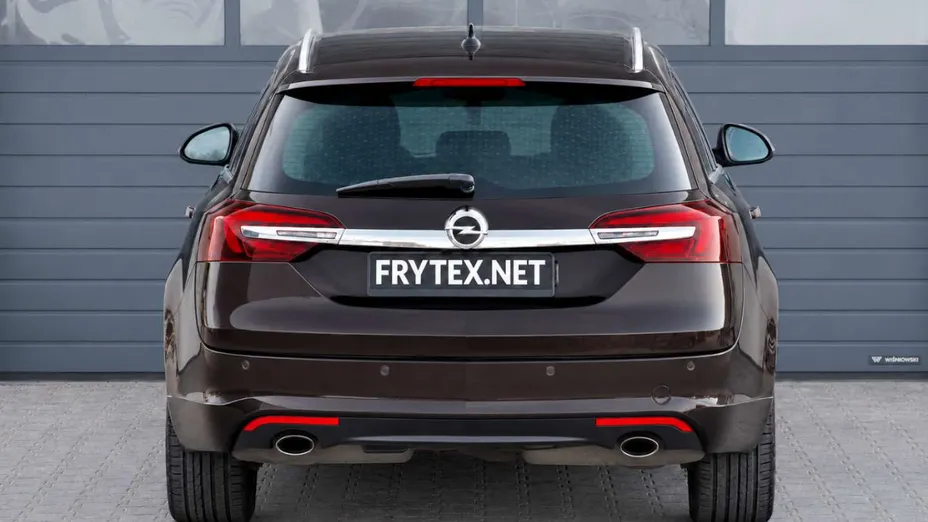 OPEL Insignia -