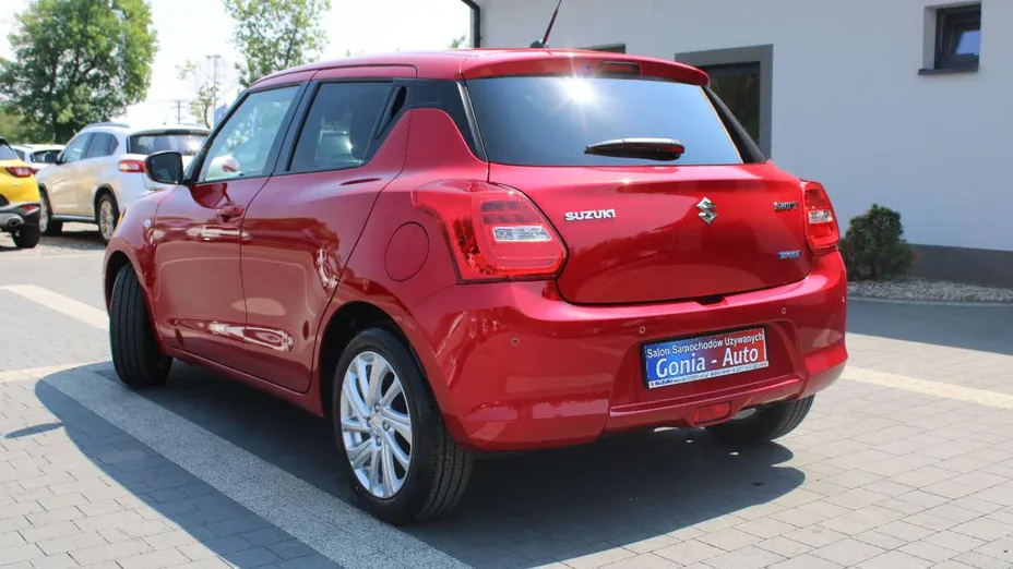 SUZUKI Swift -