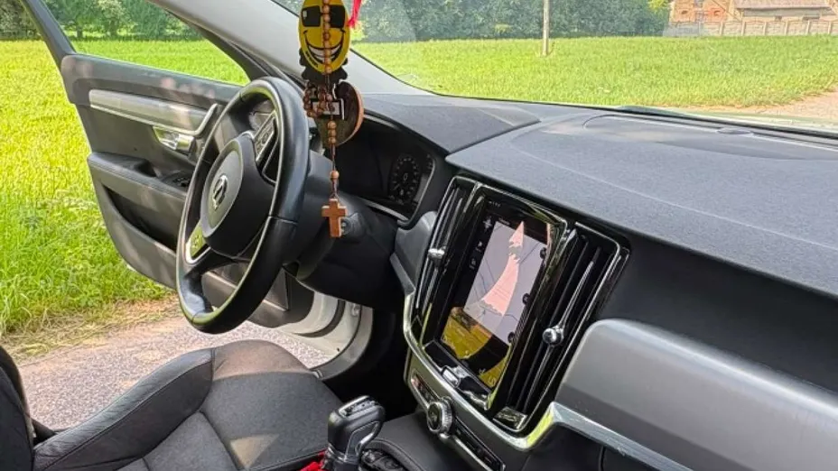 VOLVO V90 -