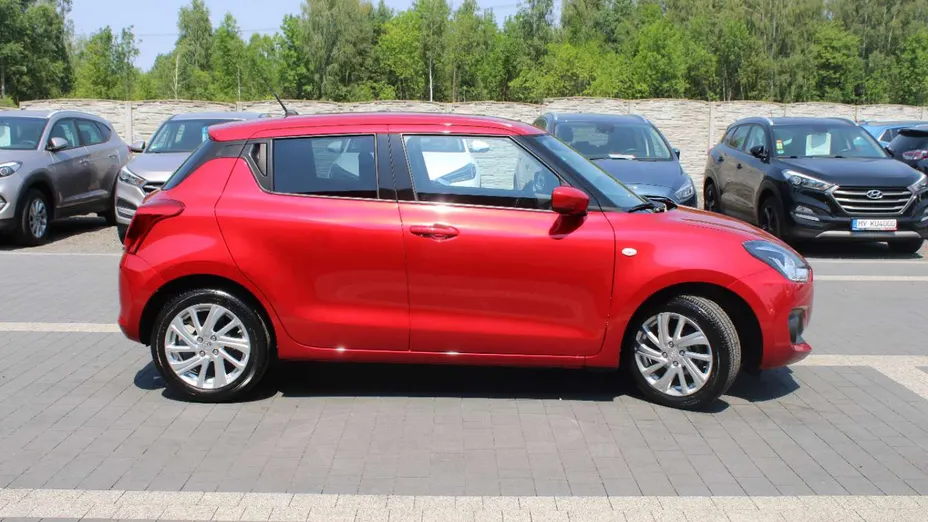 SUZUKI Swift -
