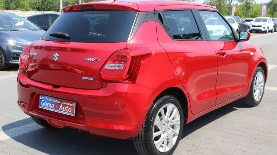 SUZUKI Swift -