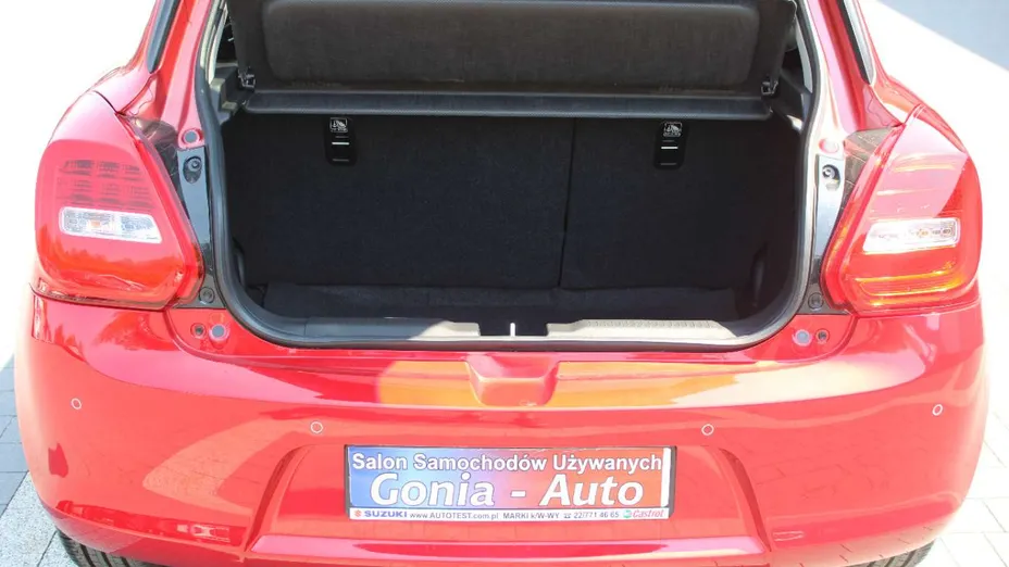 SUZUKI Swift -