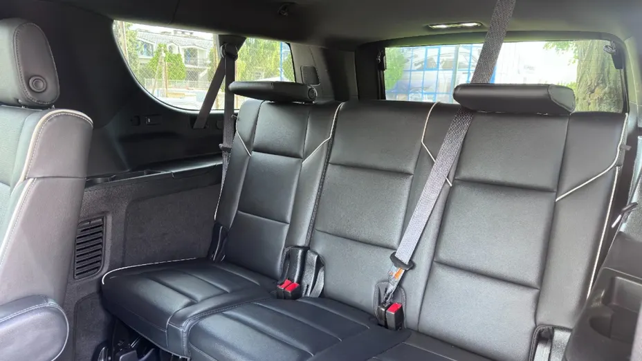 CADILLAC Escalade -