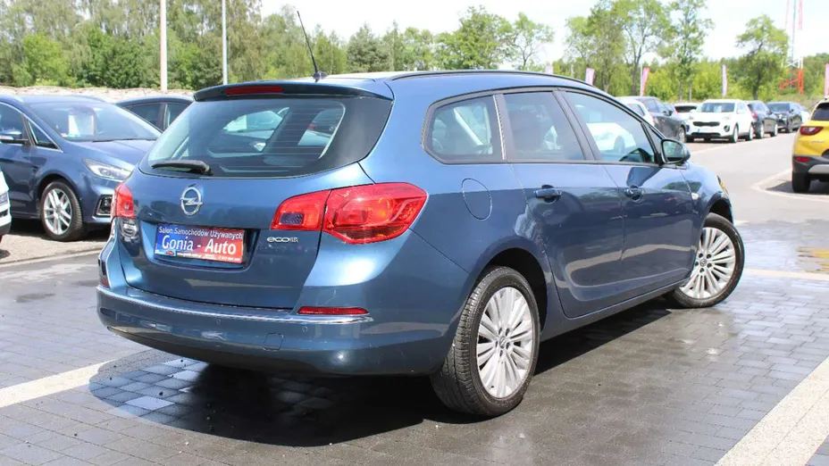 OPEL Astra -